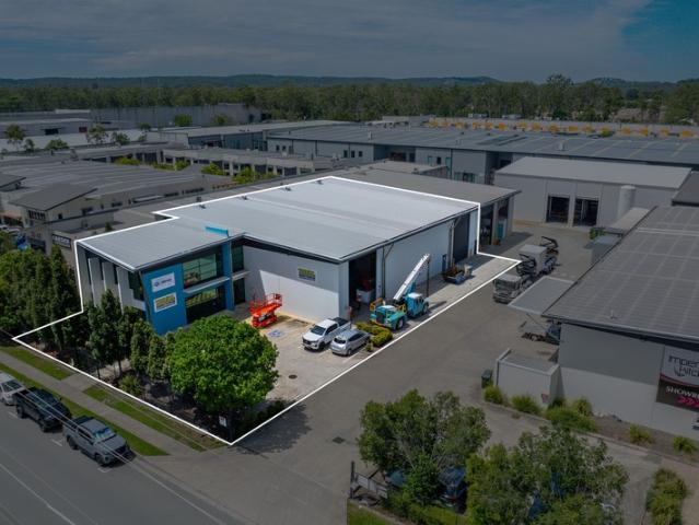 Warehouse for rent in Toombul, Queensland