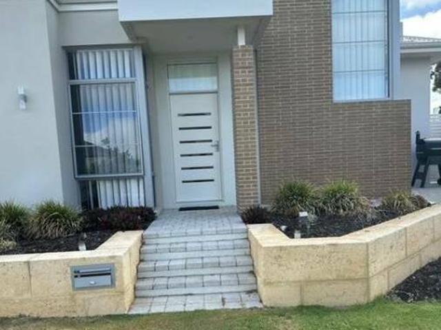 House for rent in Cockburn, Western Australia