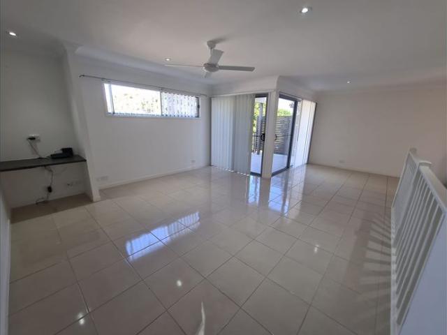 Townhouse for rent in Toombul, Queensland