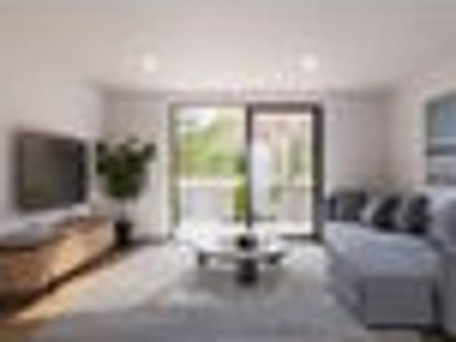Townhouse for sale in Otakou