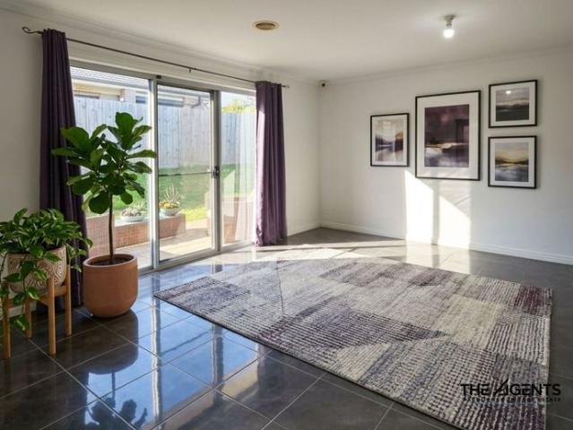 Room for rent in Drouin, Victoria