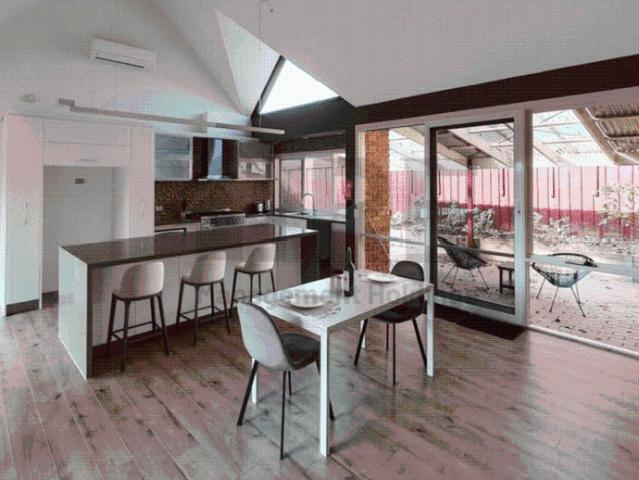 Room for rent in Camerons Creek, Victoria