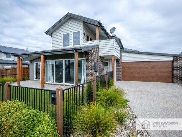 Townhouse for sale in Horsham, Victoria