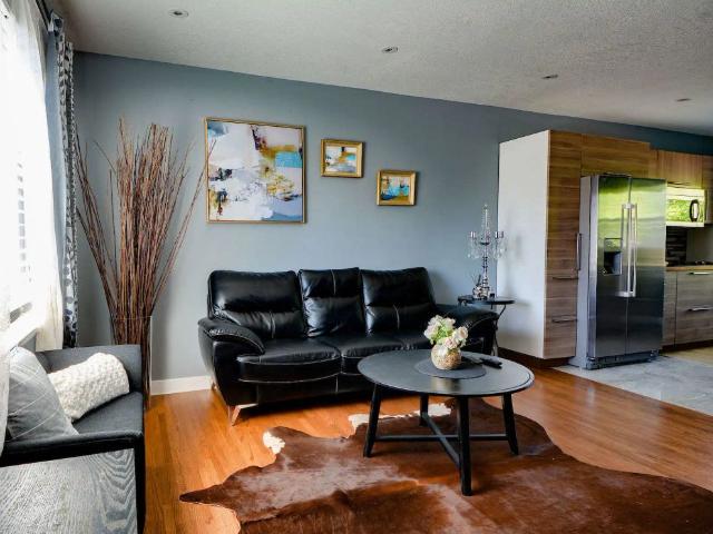House for rent in Shaganappi, Calgary