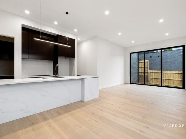 Townhouse for rent in Camerons Creek, Victoria