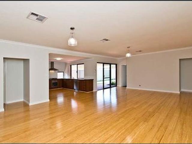 House for rent in Piara Waters, Western Australia