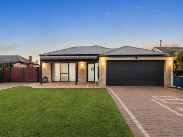 House for sale in Queens Park, Western Australia
