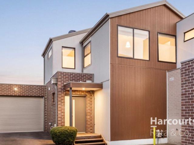 Townhouse for sale in Camerons Creek, Victoria