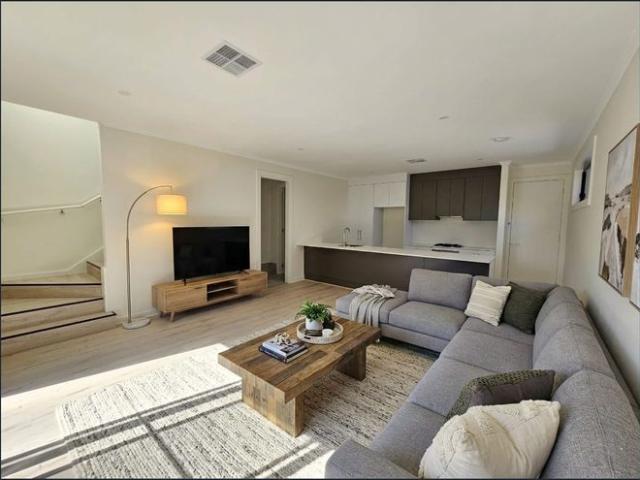 Townhouse for rent in Horseshoe Creek, South Australia