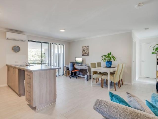 Apartment for rent in Spearwood, Western Australia