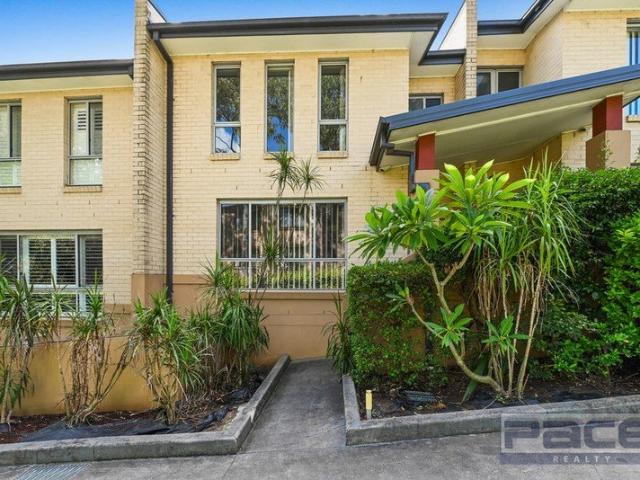 Townhouse for rent in Sydney, New South Wales