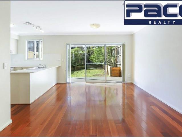 Townhouse for rent in Sydney, New South Wales