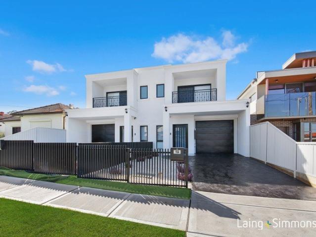 Duplex for rent in Sydney, New South Wales