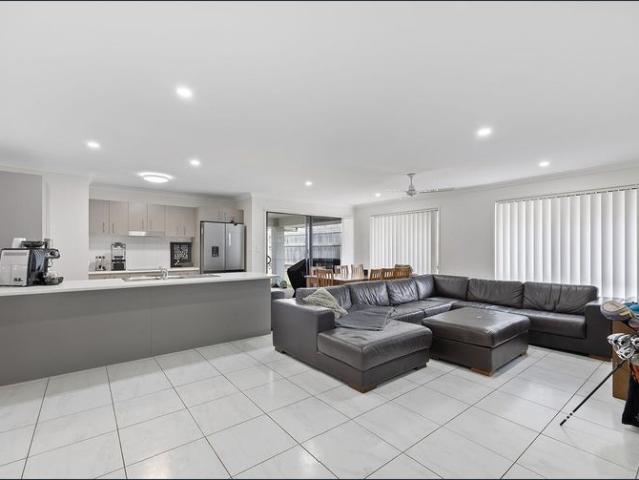 House for rent in Ivadale Lakes, Sunshine Coast Regional