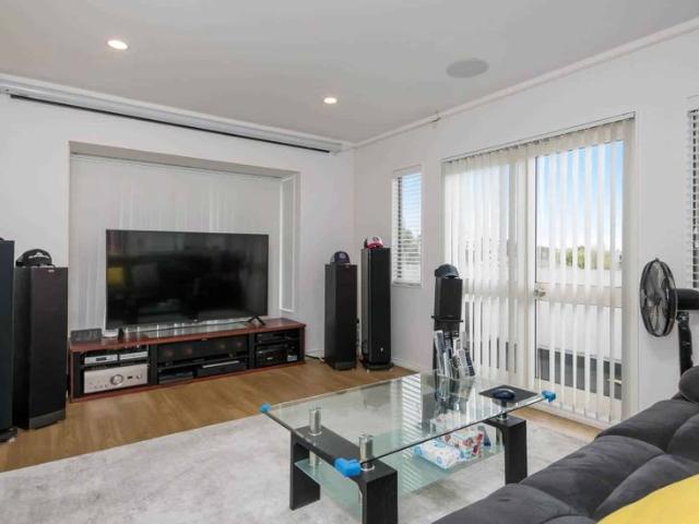 House for rent in Northcote Central, Kaipātiki