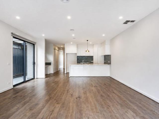 Townhouse for rent in Camerons Creek, Victoria