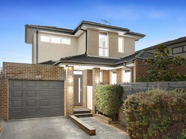 Townhouse for rent in Chadstone, Melbourne