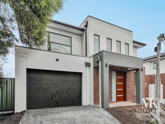 Townhouse for sale in Camerons Creek, Victoria