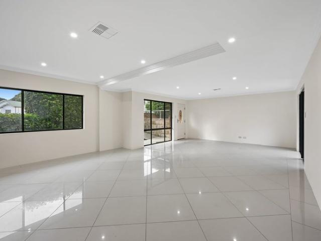 Townhouse for rent in Sydney, New South Wales