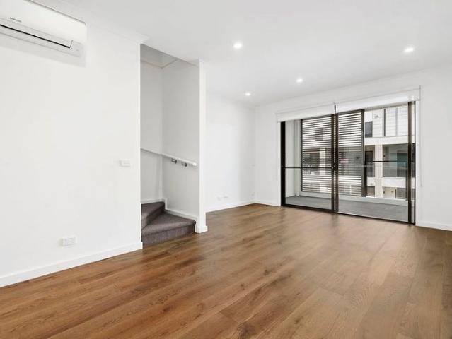 Townhouse for rent in Camerons Creek, Victoria