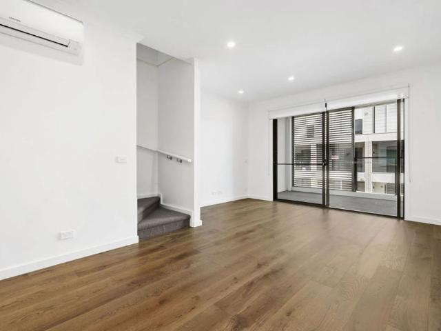 Townhouse for rent in Camerons Creek, Victoria