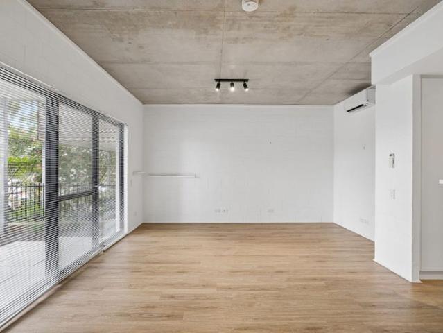 Apartment for rent in Willagee, Western Australia