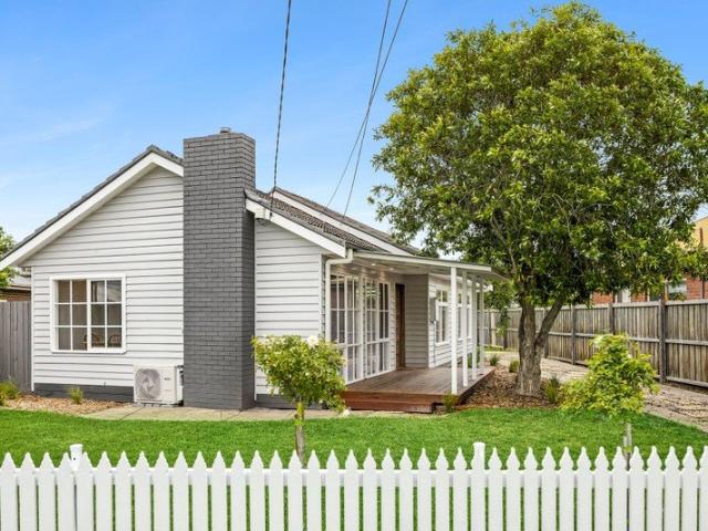 House for sale in Norlane West, Geelong