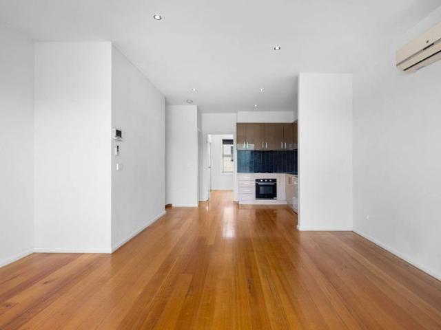 Townhouse for rent in Rippleside, Geelong