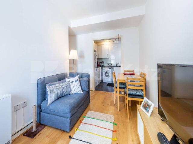 Apartment for rent in Holloway, Greater London
