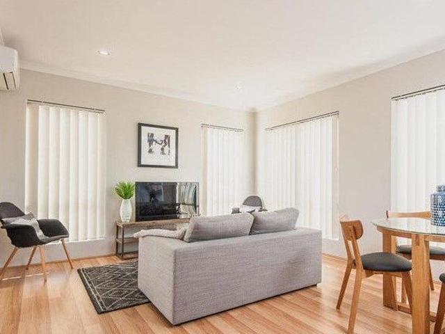 Apartment for rent in Cloverdale, Western Australia