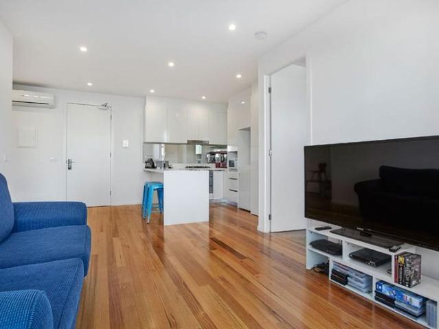 Apartment for rent in Fitzroy North, Melbourne