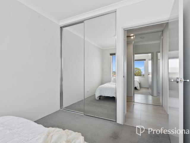 Villa for sale in Stirling, Western Australia