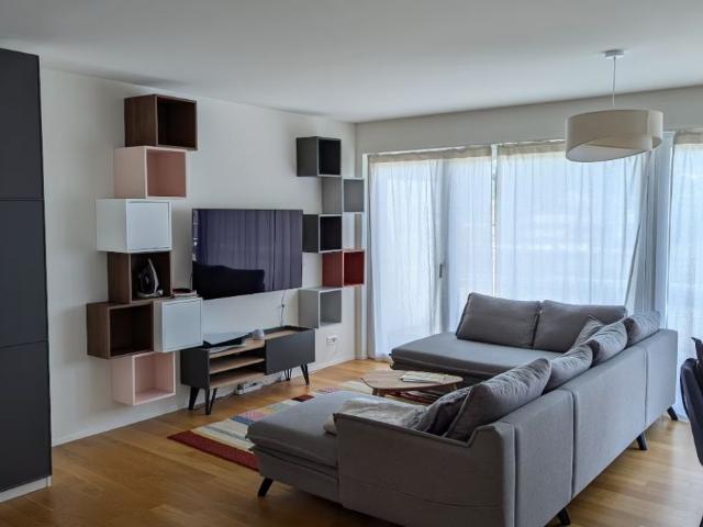 Apartment mieten in Einigen, Zürich