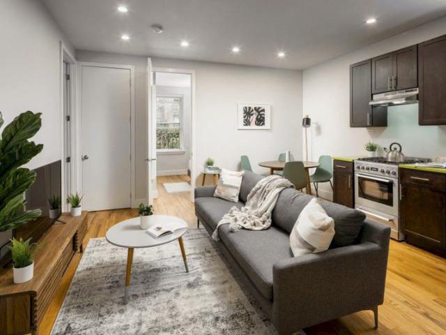 Room for rent in Arverne, New York