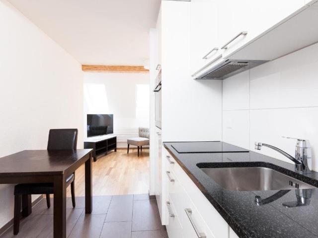 Apartment mieten in Einigen, Zürich
