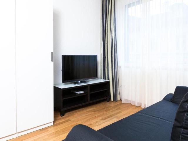 Apartment mieten in Einigen, Zürich