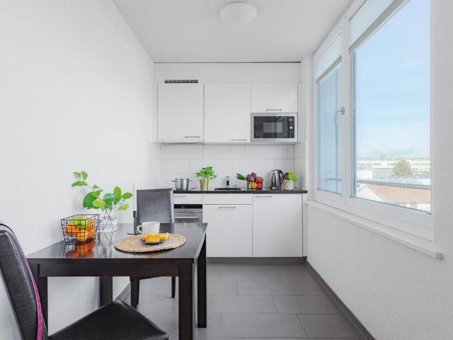 Apartment mieten in Einigen, Zürich
