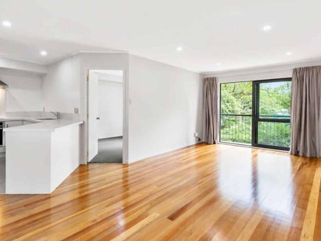 Apartment for rent in Stonefields, Ōrākei