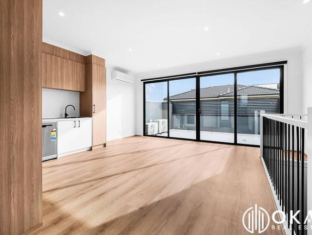 Townhouse for rent in Camerons Creek, Victoria