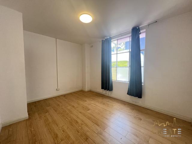 Apartment for rent in Sunshine