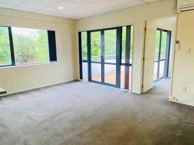 Townhouse for rent in Awhitu, Oroua County