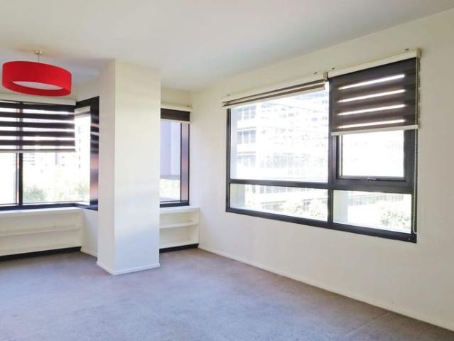 Apartment for rent in Victoria Harbour, Melbourne