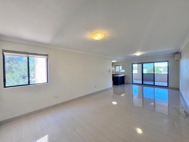 Apartment for rent in Regents Park, Sydney
