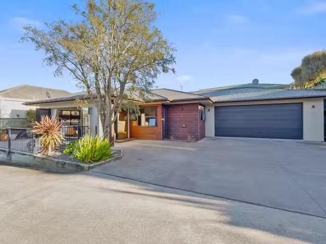 House for sale in Hillsborough, Taranaki