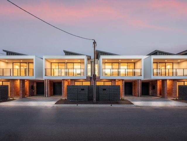 Townhouse for rent in Horseshoe Creek, South Australia