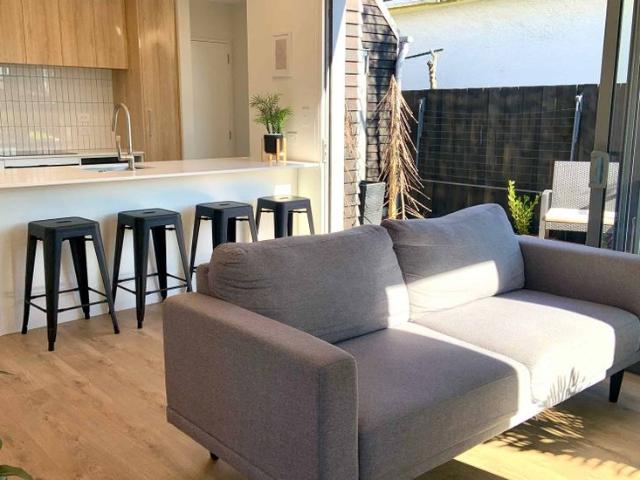 Townhouse for rent in Saint Albans, Canterbury