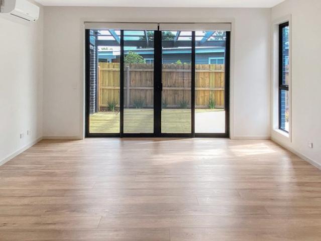 Townhouse for rent in Camerons Creek, Victoria