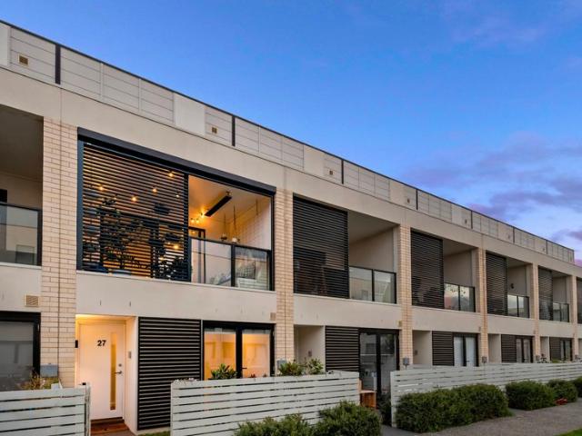 Townhouse for rent in Camerons Creek, Victoria