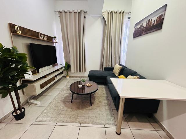 Apartment for rent in Parkwood, Rosebank