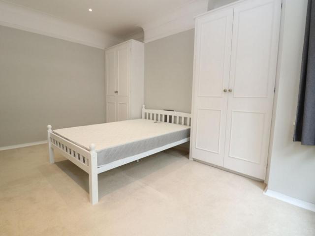 Room for rent in Herne Hill, Greater London